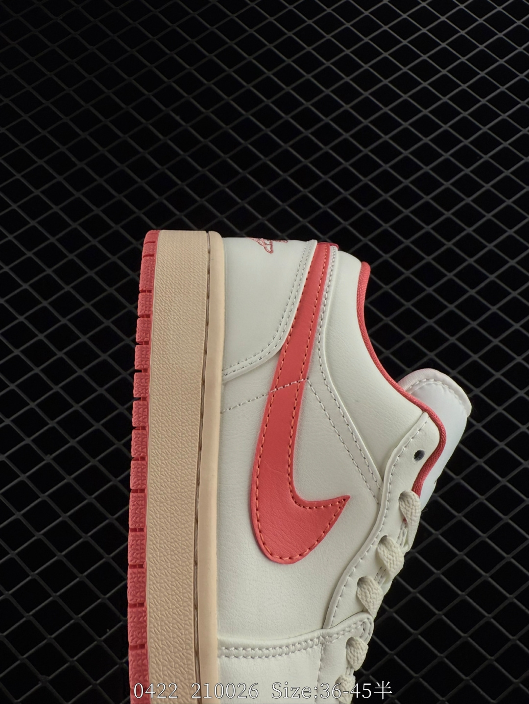 NIKE AIR JORDAN 1 LOW SE